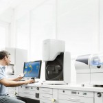 Quelle: www.sirona.com - Zahnersatz mit dem CEREC Verfahren. 